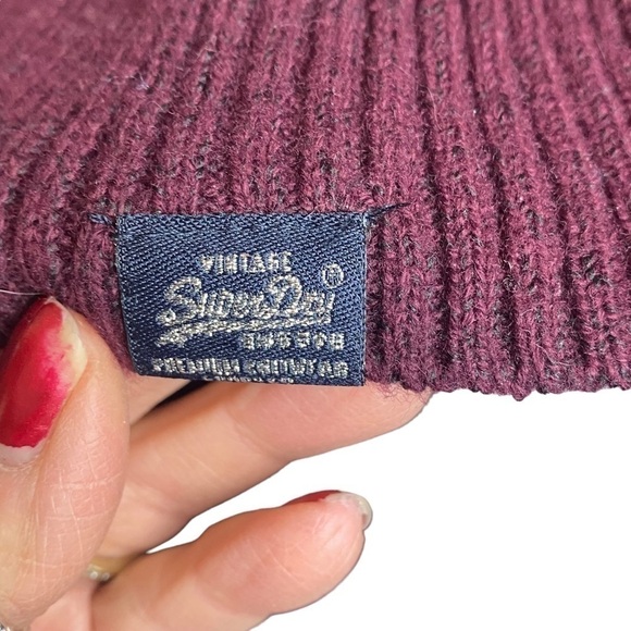 Super dry cable knit women’s pullover sweater size small burgundy - Picture 6 of 9